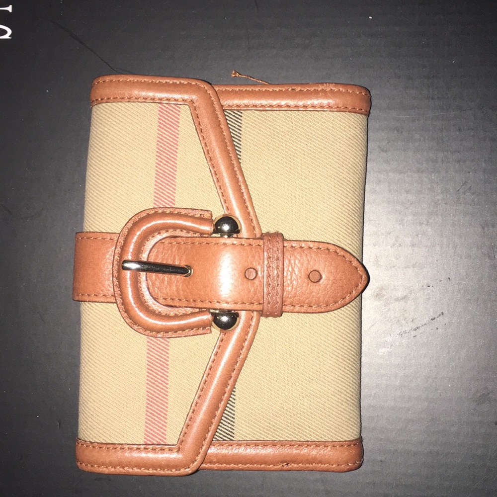 Burberry wallet